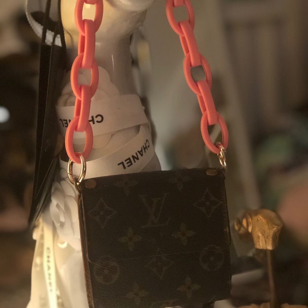Vintage Louis Vuitton Wallet 2 Sides Snap w chain
